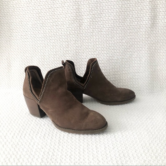 Crown Vintage Woody Brown Faux Suede Zipper Trim Deep Ankle Cut Slip On Bootie 8